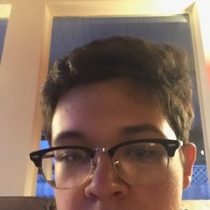 Meet your Posher, Jason